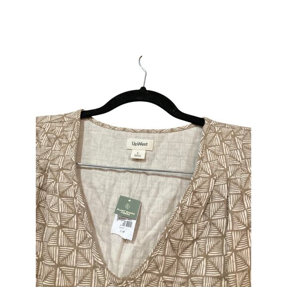 Upwest Top Women Large NWT - Picture 2 of 3